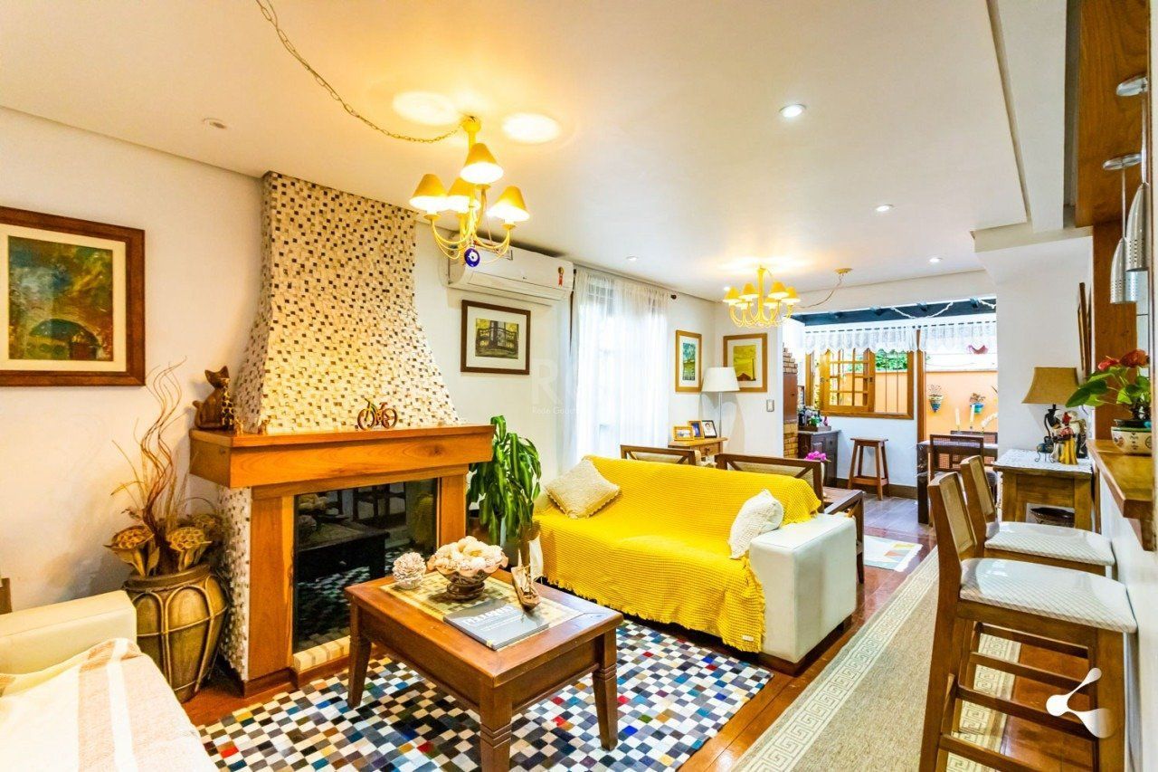 Casa de Condomínio à venda com 3 quartos, 233m² - Foto 4