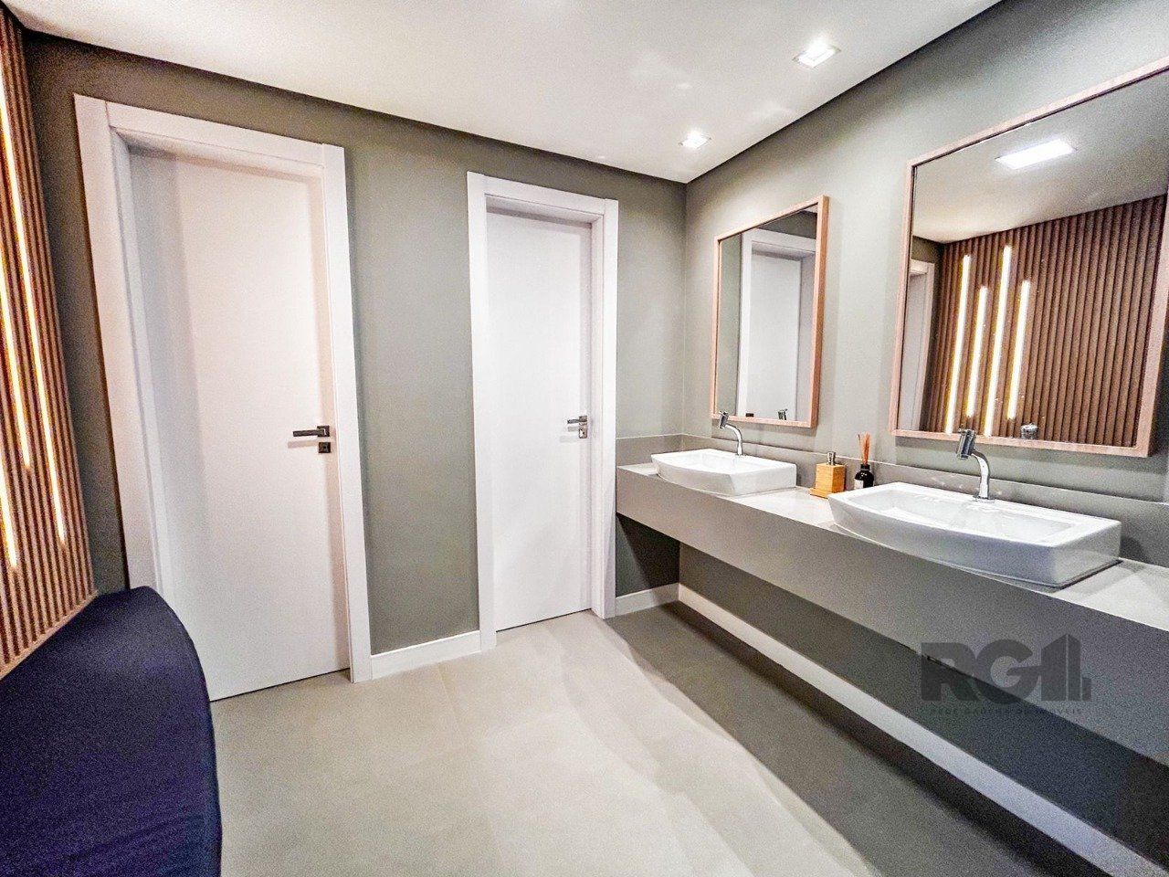 Apartamento à venda com 3 quartos, 143m² - Foto 32