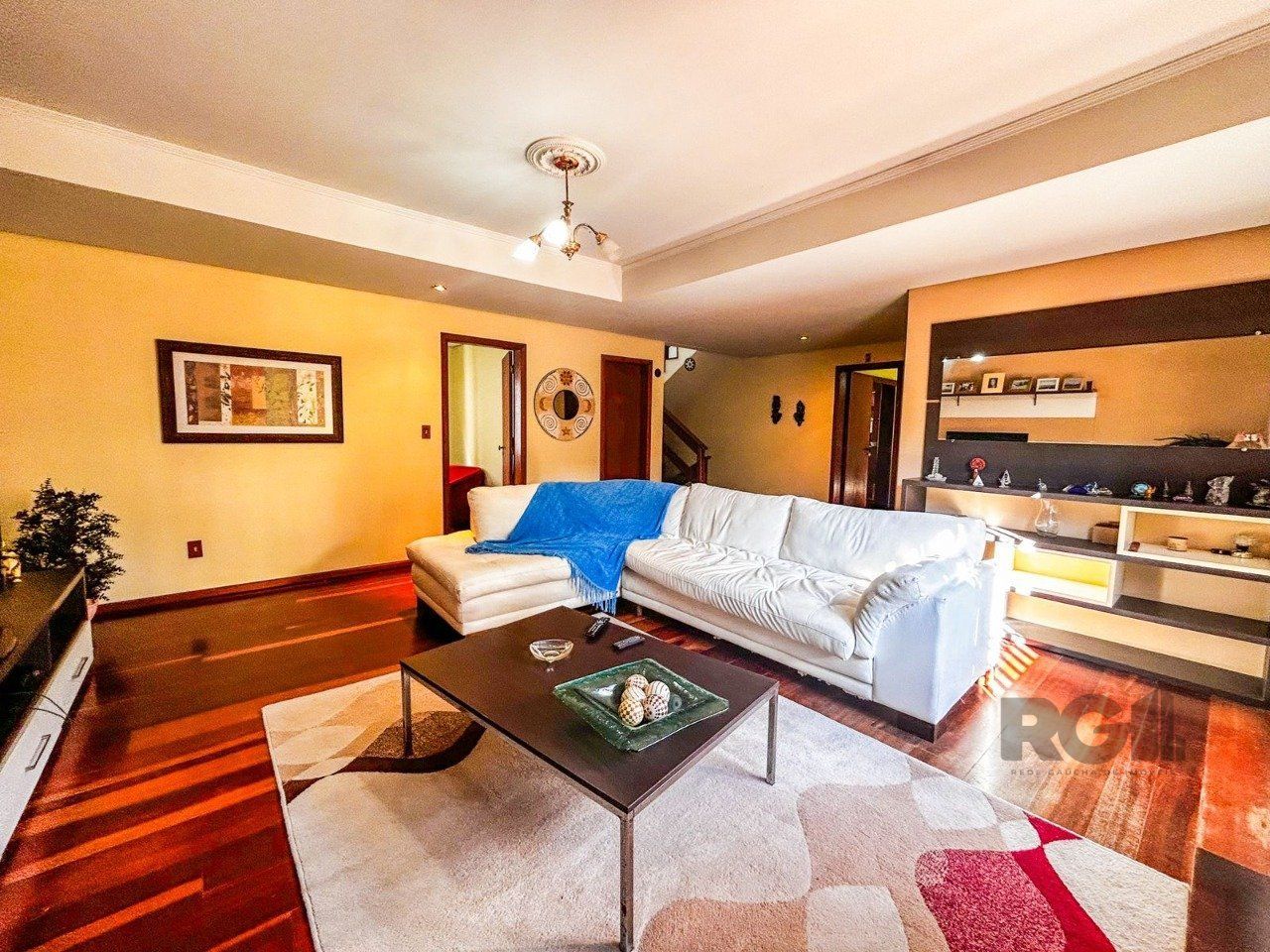 Casa de Condomínio à venda com 4 quartos, 371m² - Foto 3
