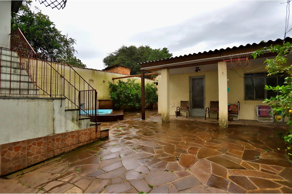 Casa à venda com 3 quartos, 355m² - Foto 8