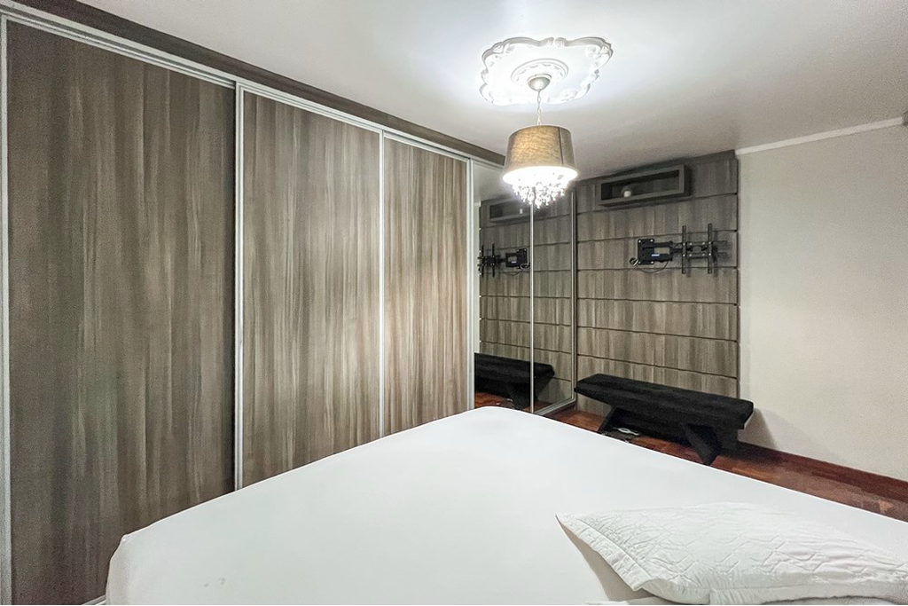 Casa à venda com 4 quartos, 246m² - Foto 6