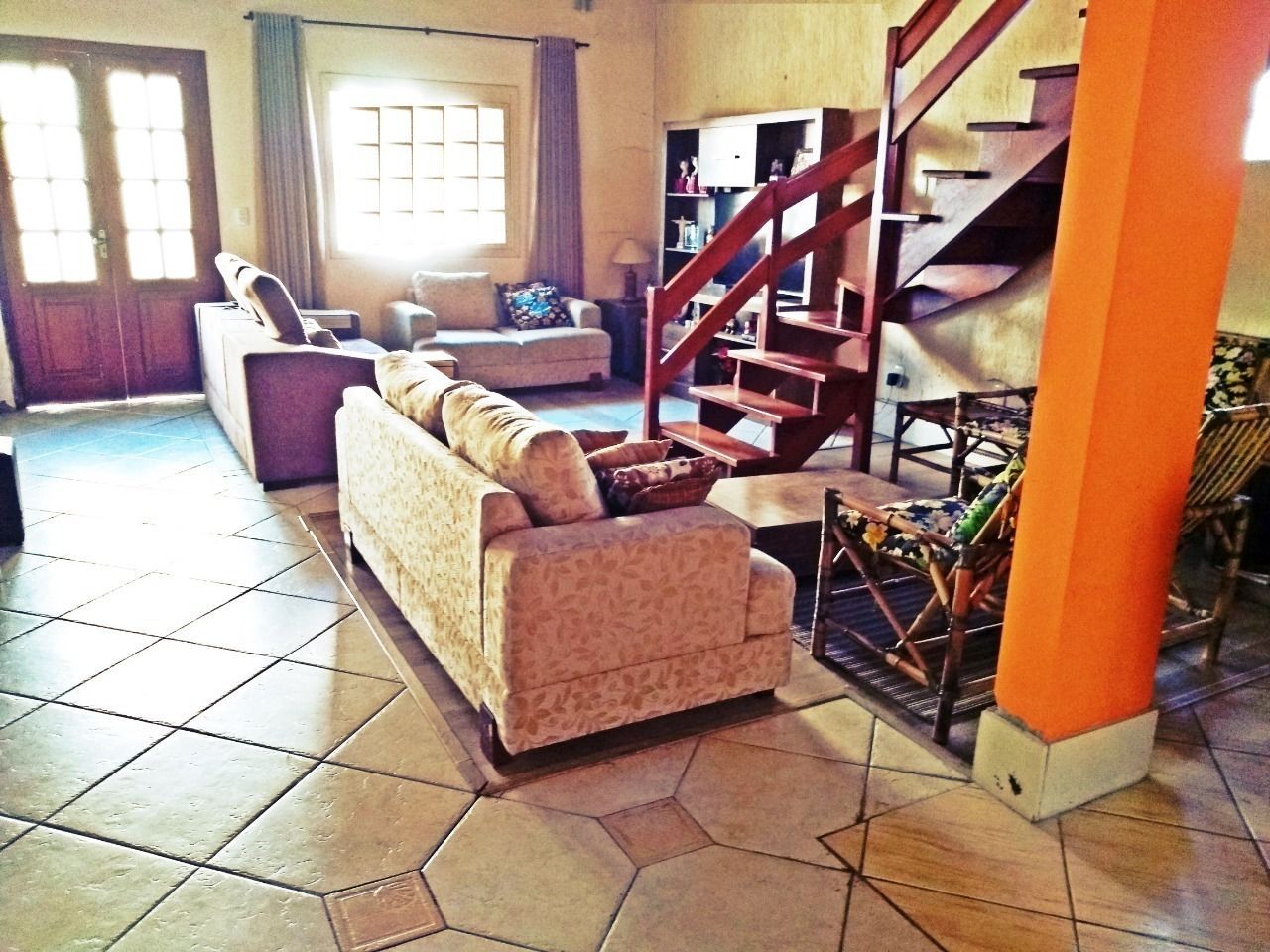 Casa à venda com 3 quartos, 250m² - Foto 3
