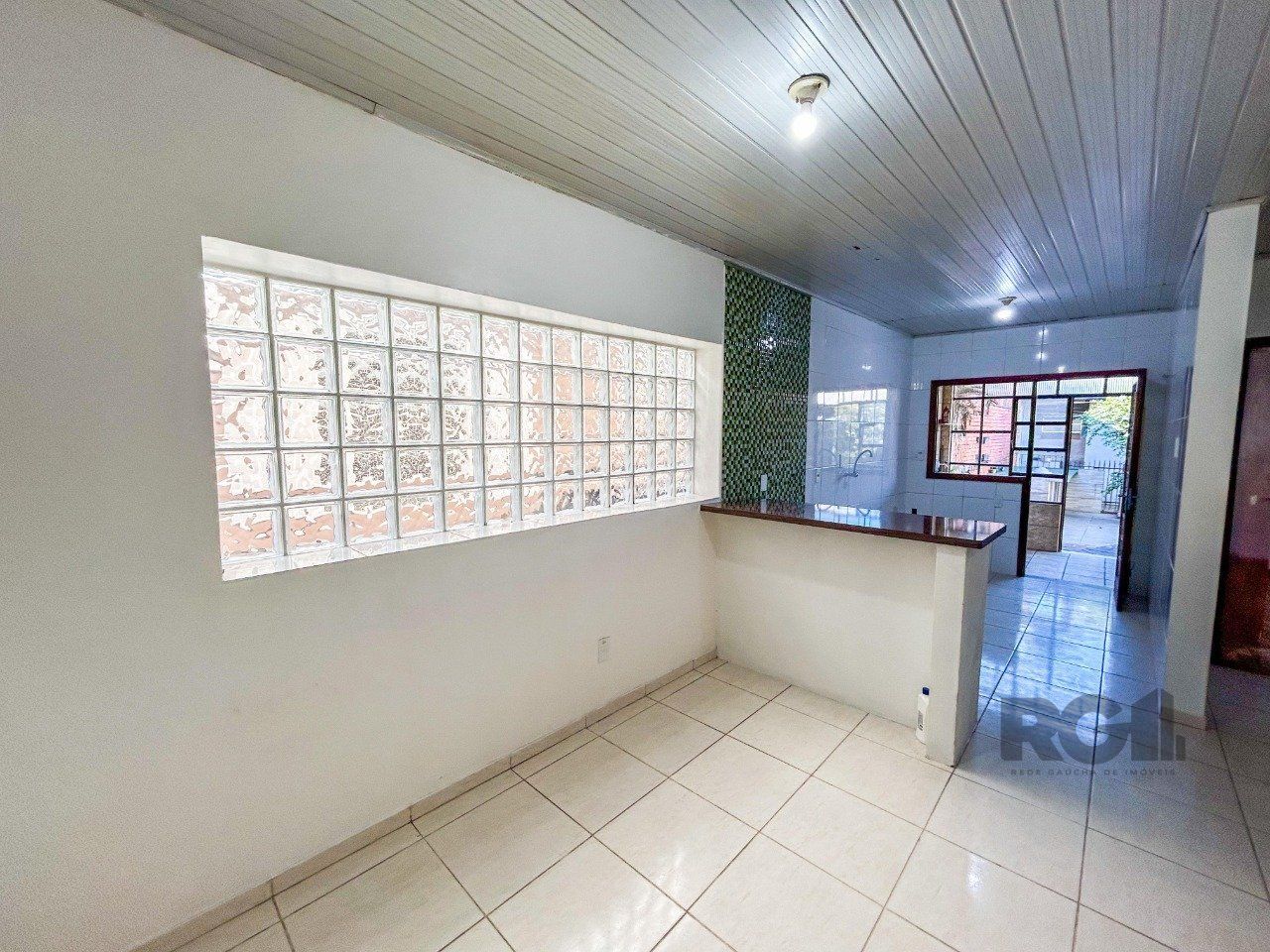 Casa à venda com 3 quartos, 114m² - Foto 9