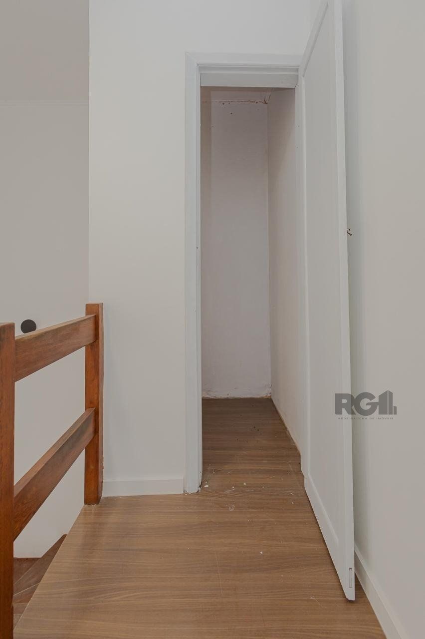 Casa à venda com 3 quartos, 228m² - Foto 23