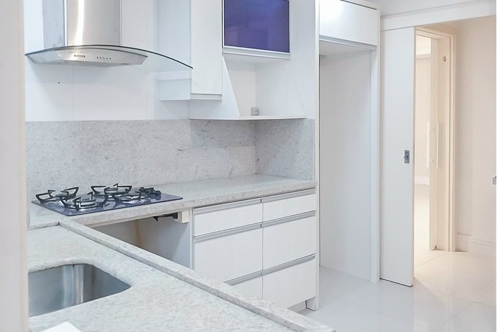 Apartamento à venda com 2 quartos, 102m² - Foto 2