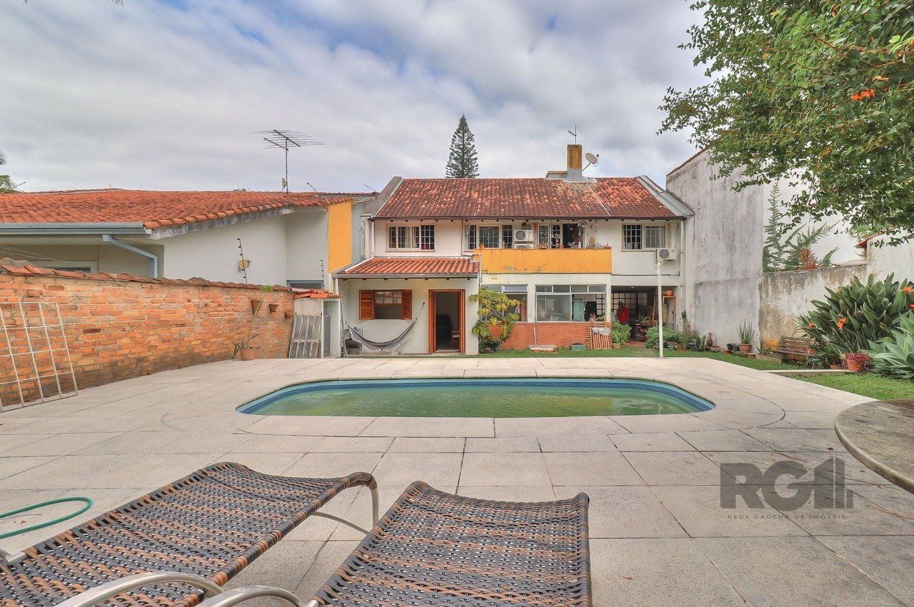 Casa à venda com 5 quartos, 232m² - Foto 36
