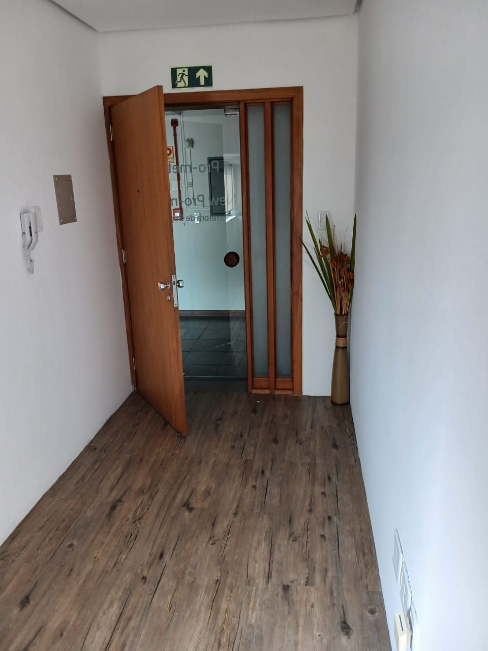 Sala Comercial, 1 sala, à venda, 51 m², Petrópolis - Porto Alegre — foto 3