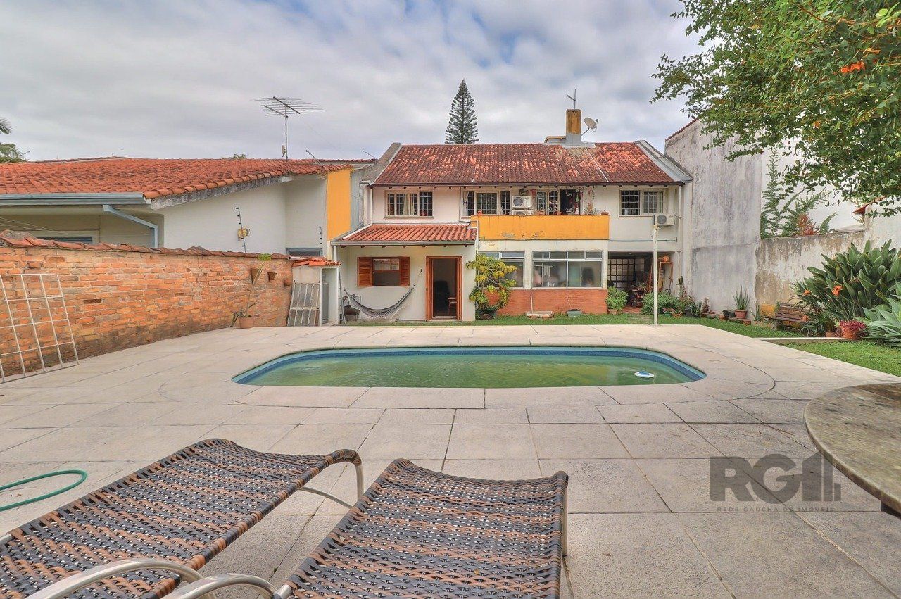 Casa à venda com 5 quartos, 232m² - Foto 38