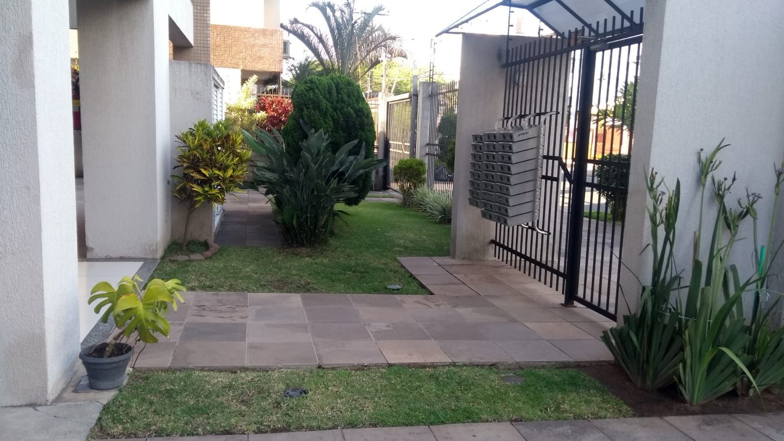Apartamento à venda com 2 quartos, 65m² - Foto 18