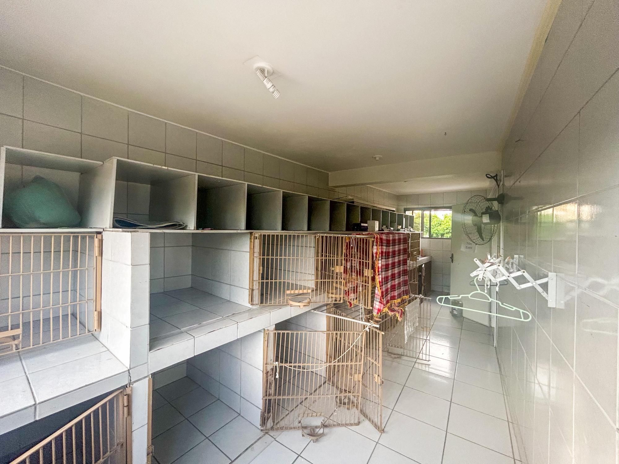 Prédio Inteiro à venda com 15 quartos, 475m² - Foto 25