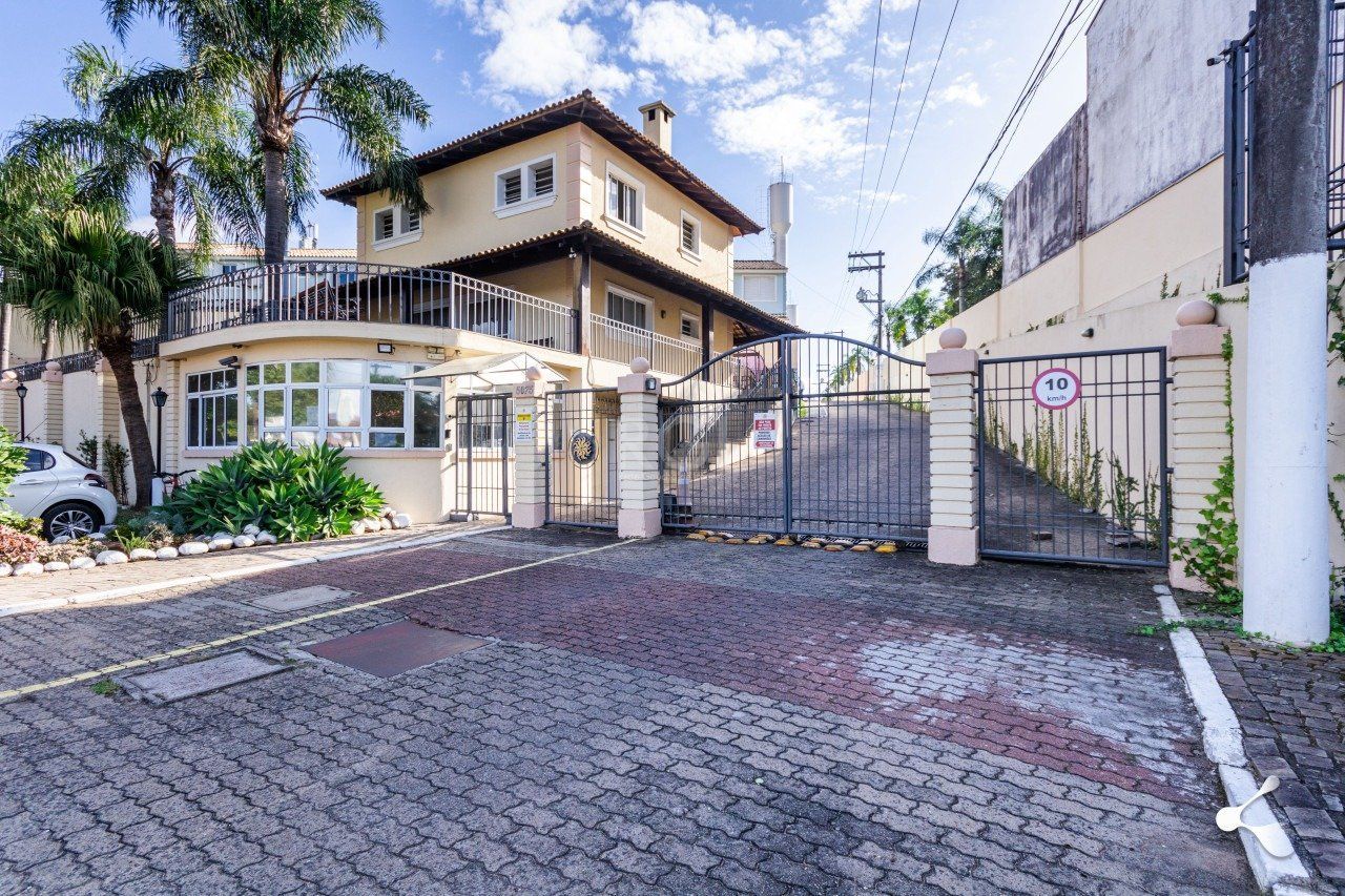 🏡 Casa em Condomínio Fechado- 2 quartos - 2 vagas – Bairro Cavalhada, Porto Alegre
