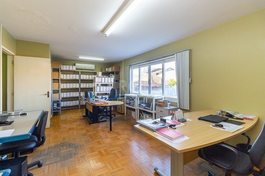 Casa à venda com 9 quartos, 354m² - Foto 8