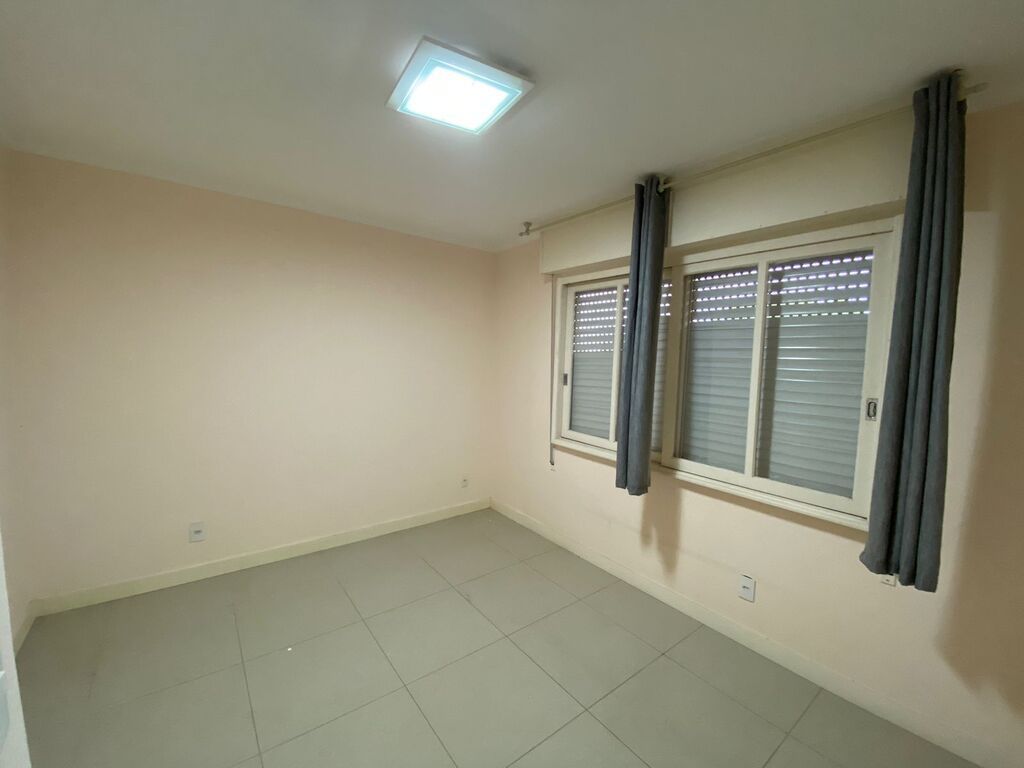 Casa à venda com 4 quartos, 265m² - Foto 8