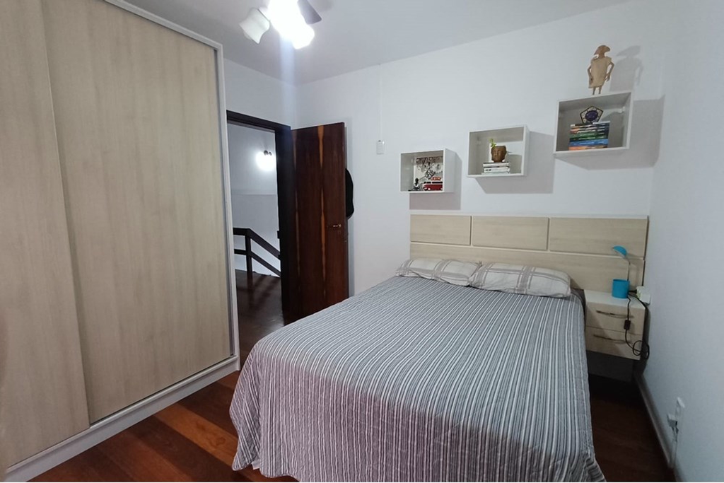 Casa à venda com 3 quartos, 318m² - Foto 41
