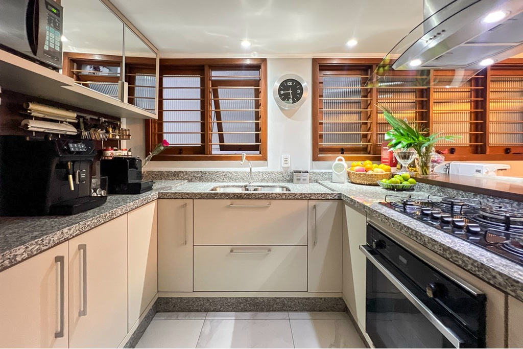 Casa à venda com 4 quartos, 246m² - Foto 77