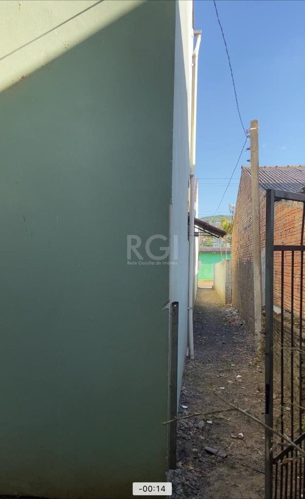 Casa à venda com 2 quartos, 32m² - Foto 8