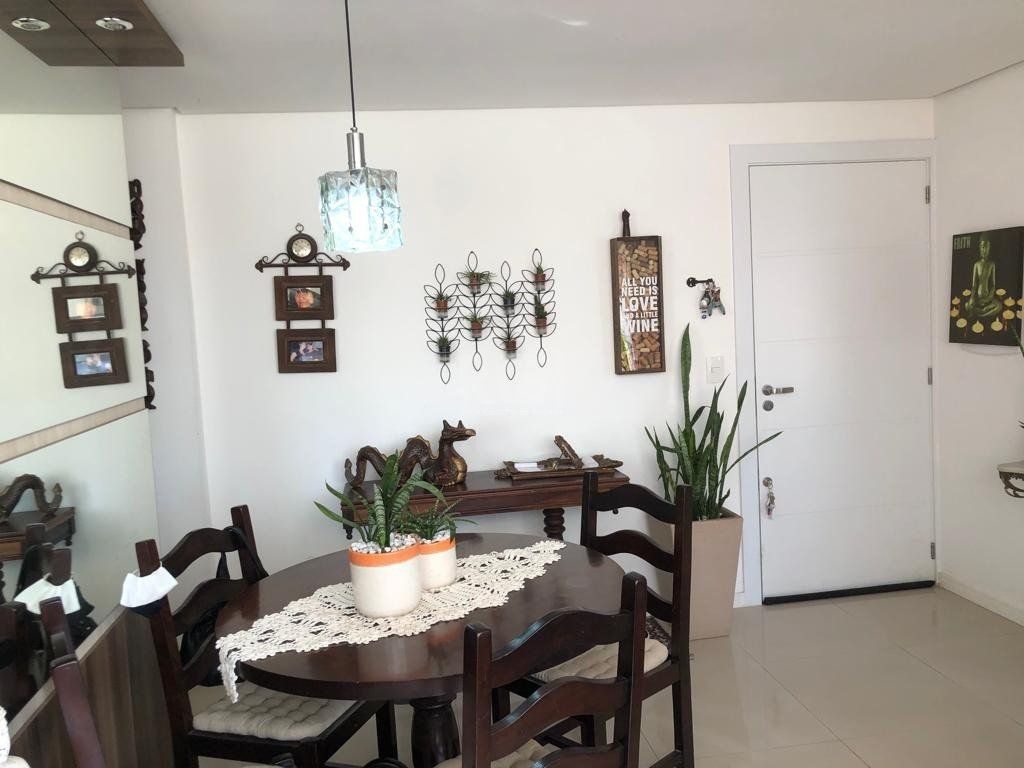 Apartamento à venda com 2 quartos, 60m² - Foto 2
