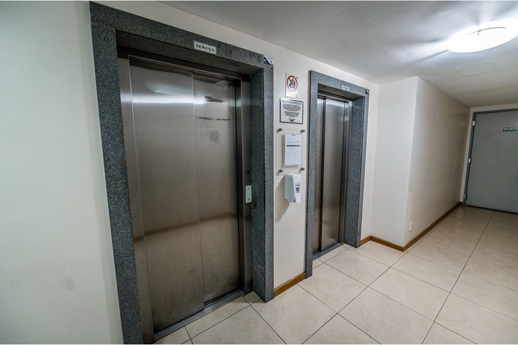 Apartamento à venda com 2 quartos, 56m² - Foto 3