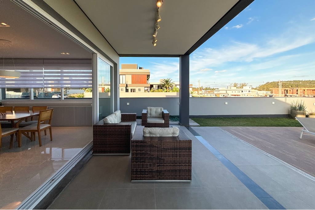 Casa de Condomínio à venda com 4 quartos, 303m² - Foto 73
