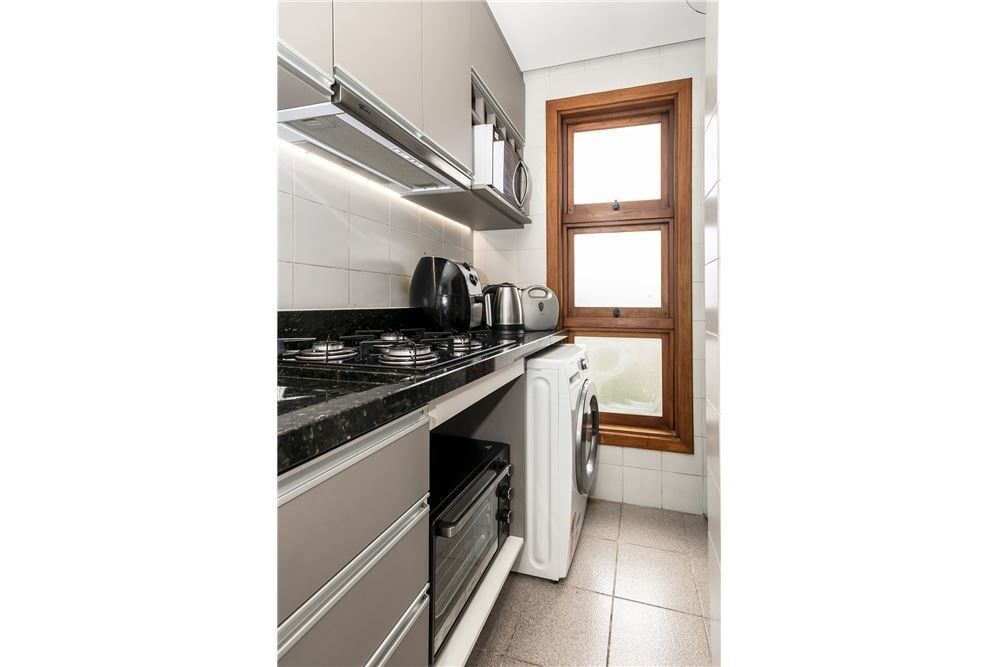 Apartamento à venda com 1 quarto, 57m² - Foto 47