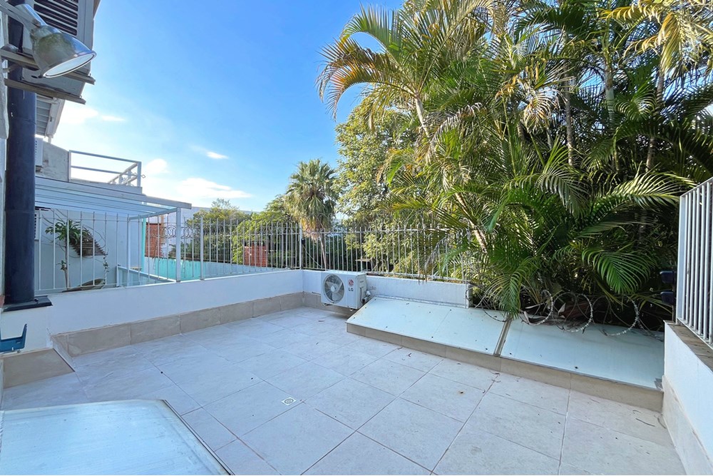 Casa de Condomínio à venda com 2 quartos, 210m² - Foto 54
