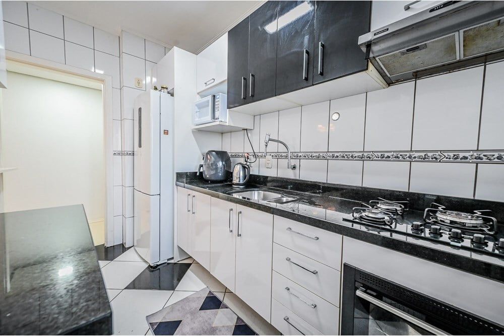 Apartamento à venda com 2 quartos, 71m² - Foto 3