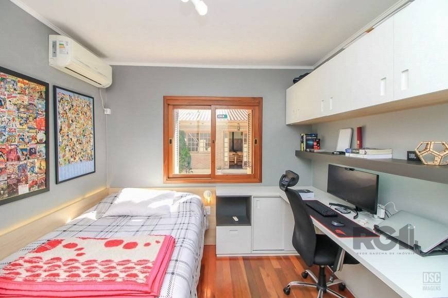 Casa à venda com 3 quartos, 205m² - Foto 11