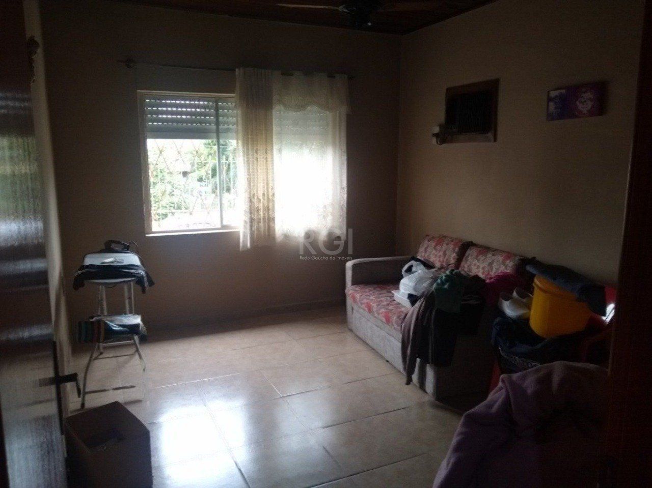 Casa à venda com 4 quartos, 90m² - Foto 2