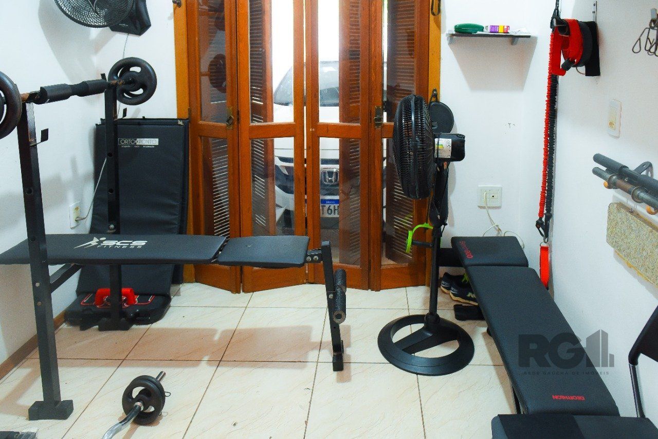 Casa à venda com 3 quartos, 308m² - Foto 26