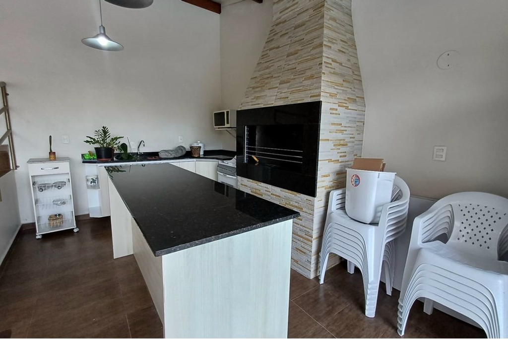 Casa à venda com 3 quartos, 318m² - Foto 19