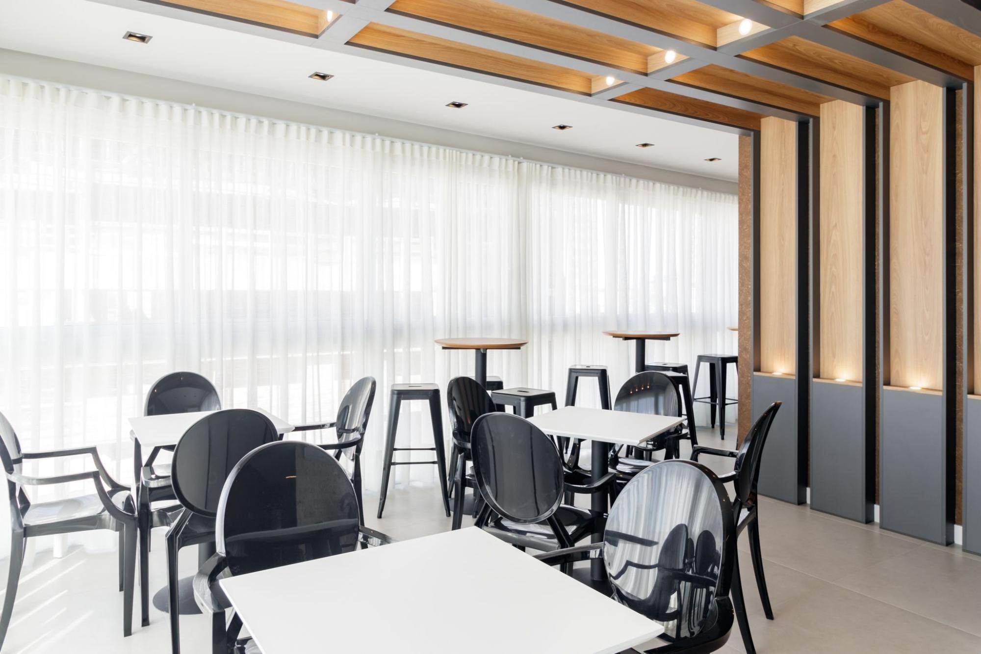 Apartamento à venda com 2 quartos, 110m² - Foto 43