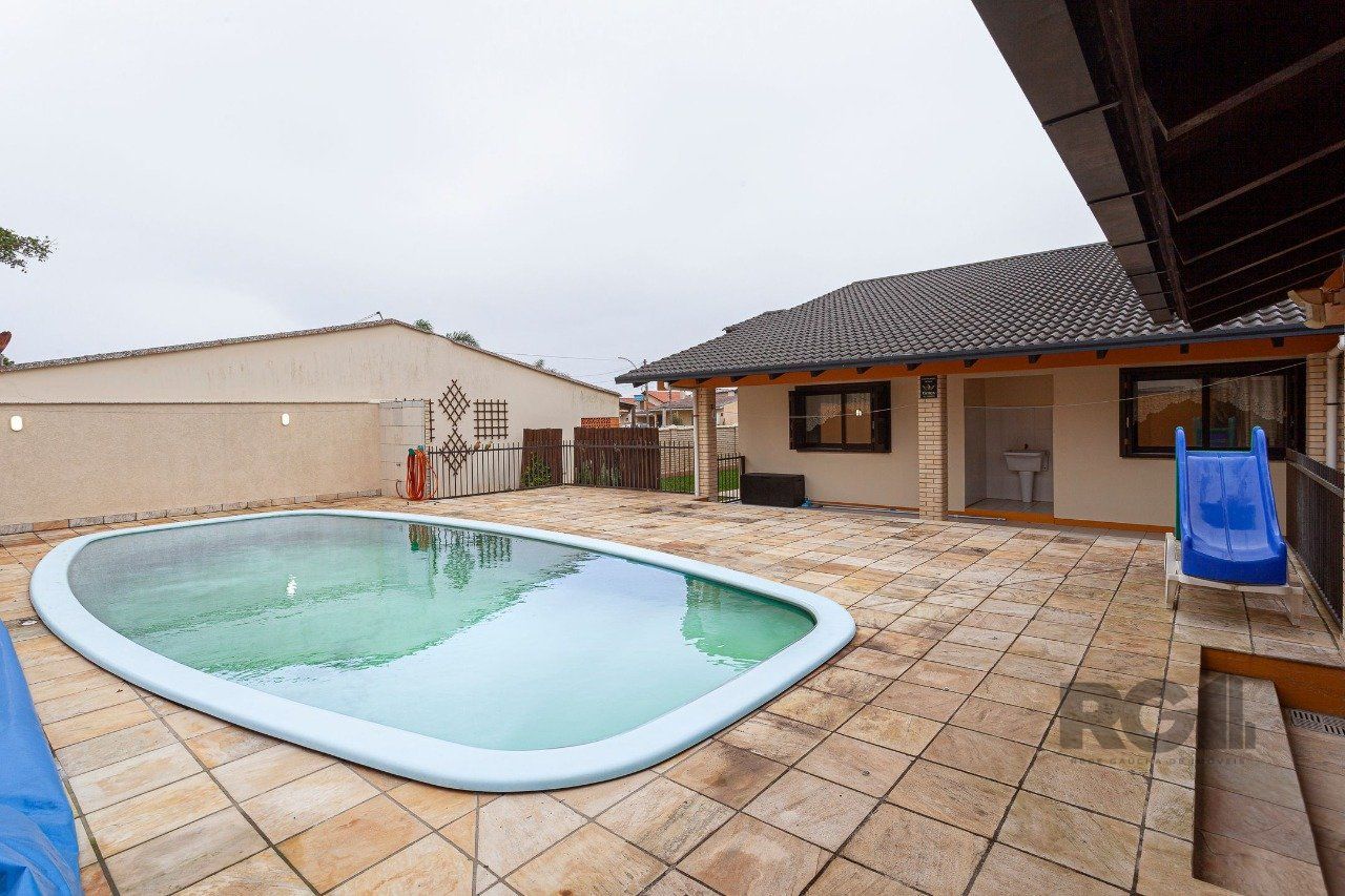 Casa à venda com 4 quartos, 335m² - Foto 29