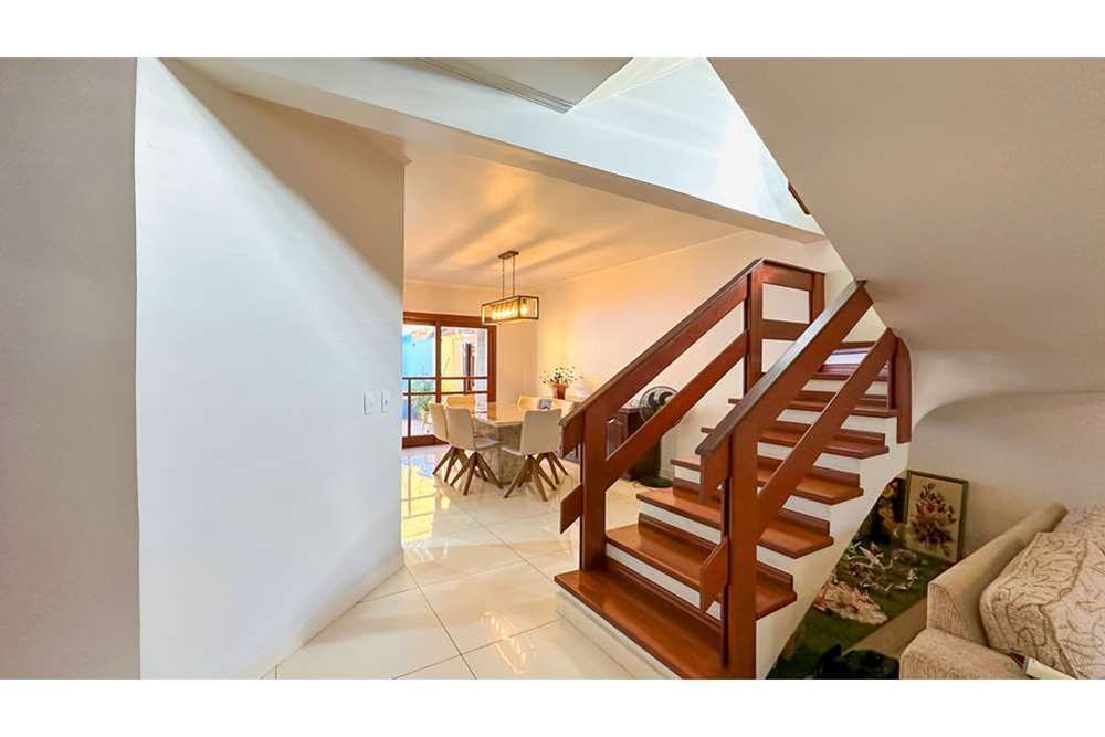 Casa à venda com 4 quartos, 307m² - Foto 26