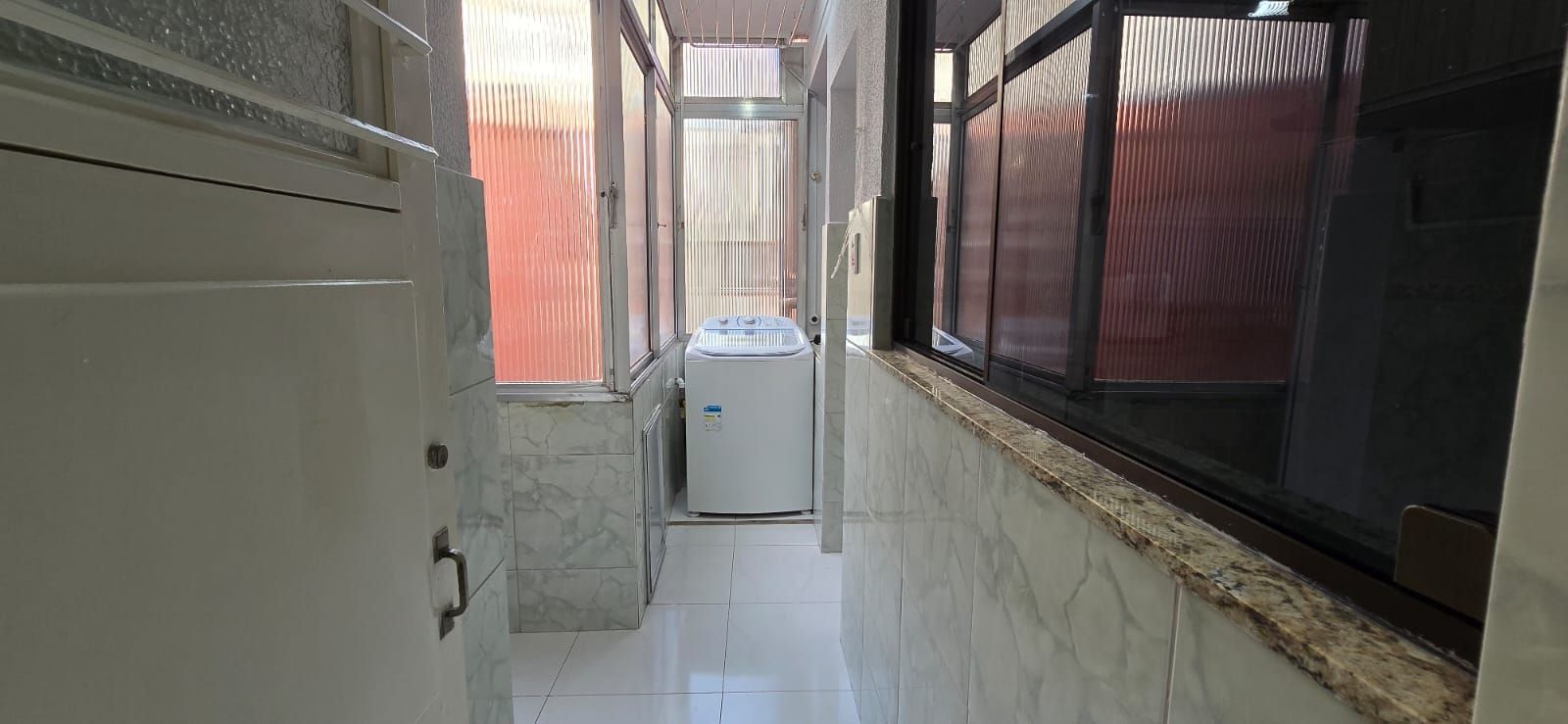 Apartamento à venda com 3 quartos, 128m² - Foto 6