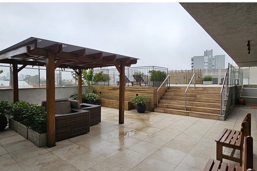 Apartamento à venda com 3 quartos, 131m² - Foto 1