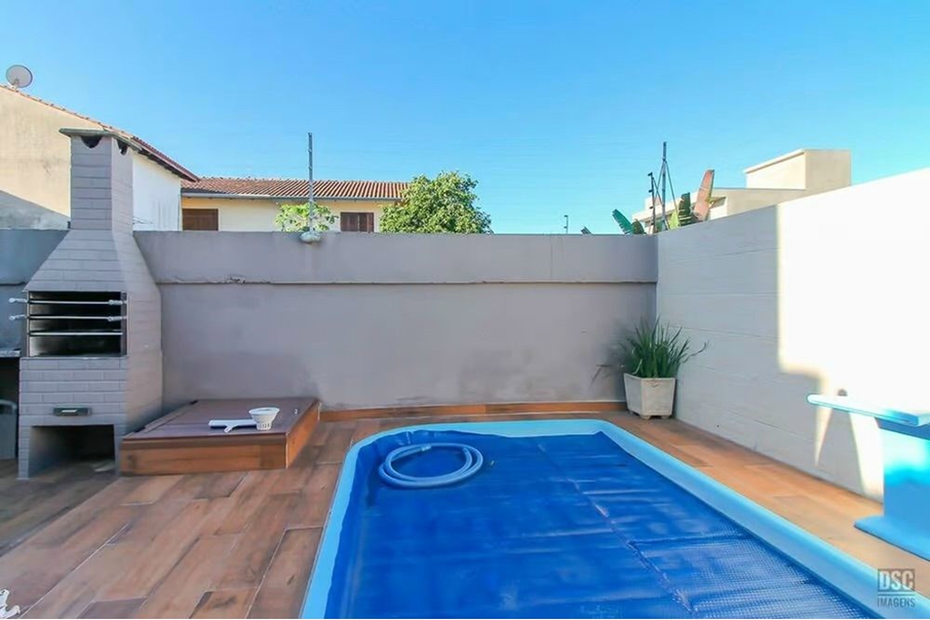 Casa à venda com 3 quartos, 128m² - Foto 3