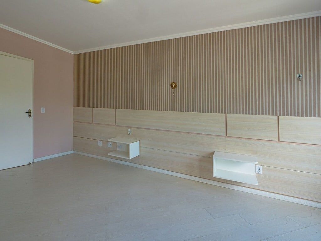 Casa à venda com 3 quartos, 224m² - Foto 8