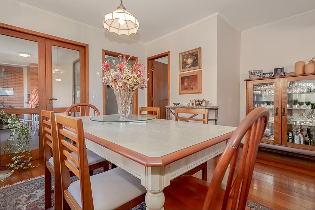 Apartamento à venda com 3 quartos, 139m² - Foto 35