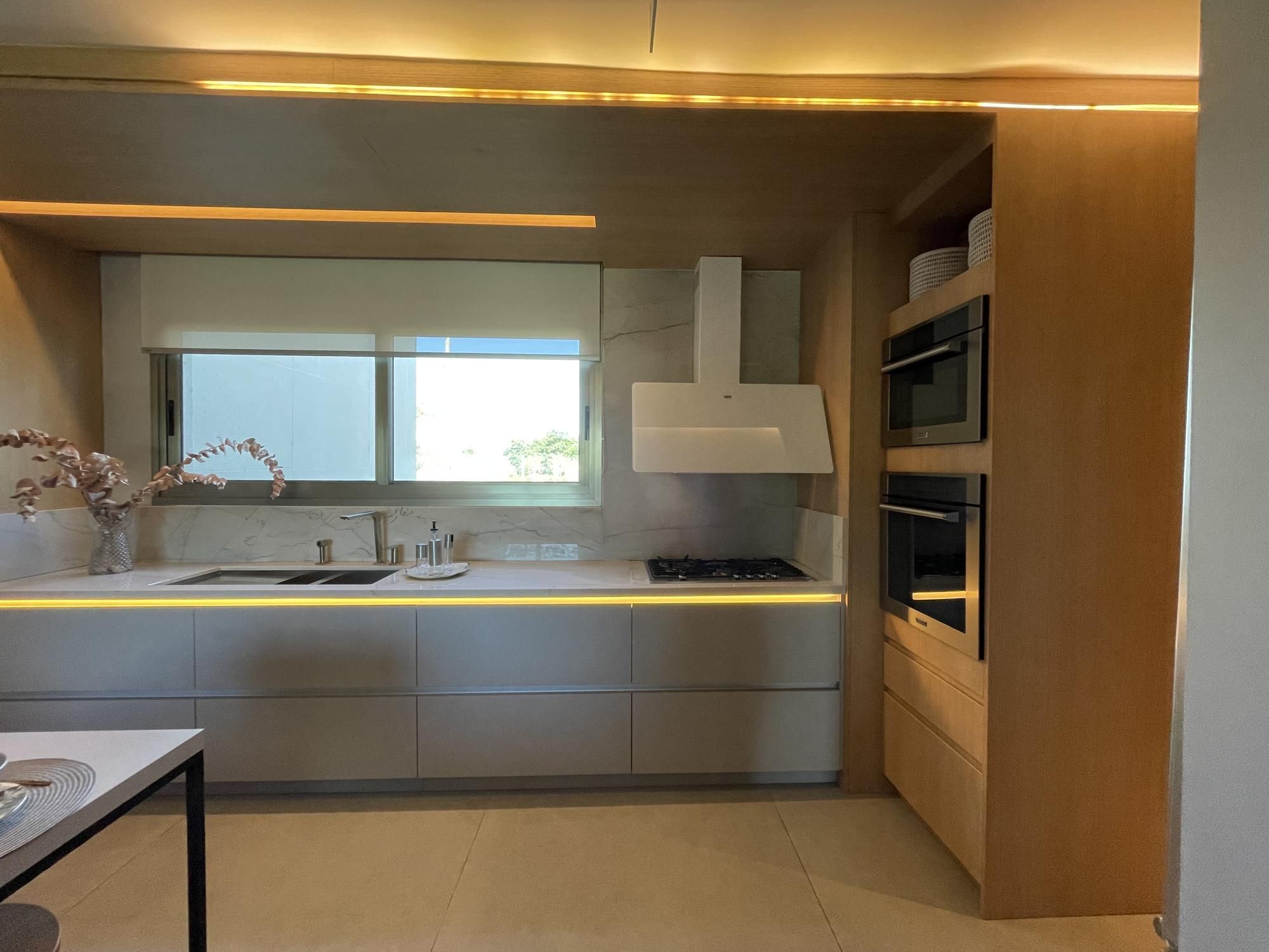 Apartamento à venda com 4 quartos, 328m² - Foto 21
