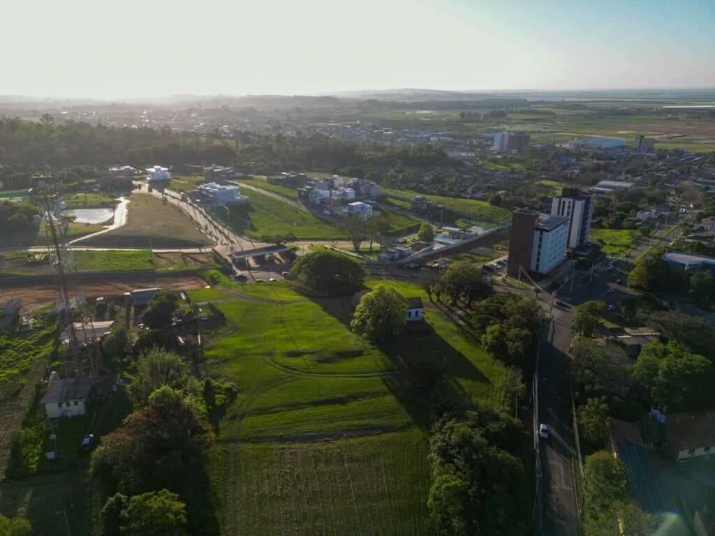 Terreno à venda, 689m² - Foto 23