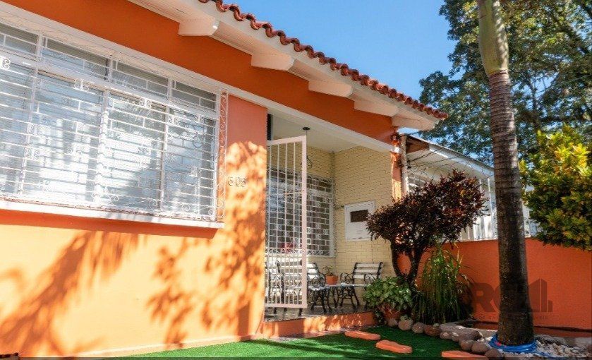 Casa à venda com 3 quartos, 197m² - Foto 3