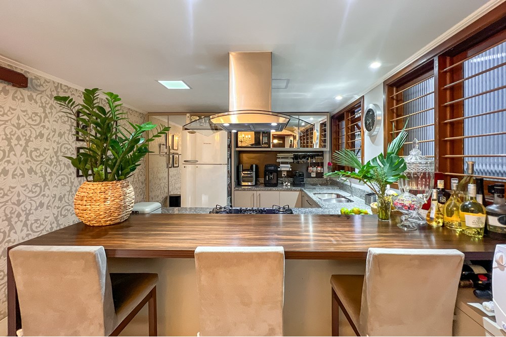 Casa à venda com 4 quartos, 246m² - Foto 43