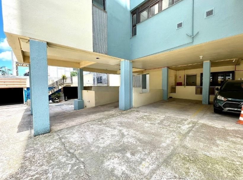 Apartamento de 03 quartos e garagem dupla no Bairro Tristeza em Porto Alegre