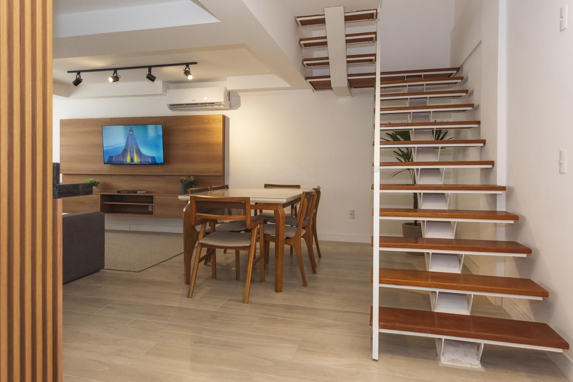 Apartamento à venda com 3 quartos, 108m² - Foto 18