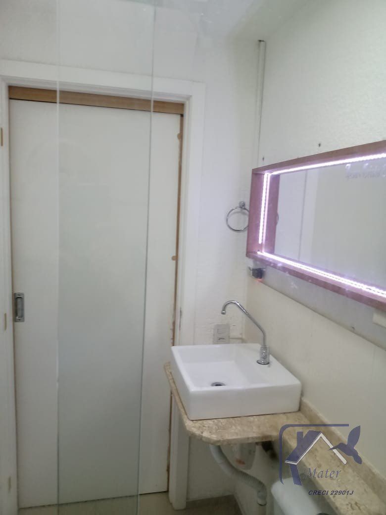 Apartamento à venda com 2 quartos, 40m² - Foto 11