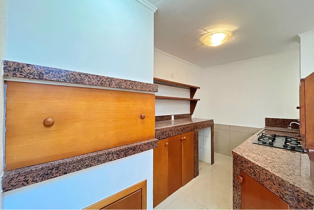 Casa de Condomínio à venda com 2 quartos, 210m² - Foto 17