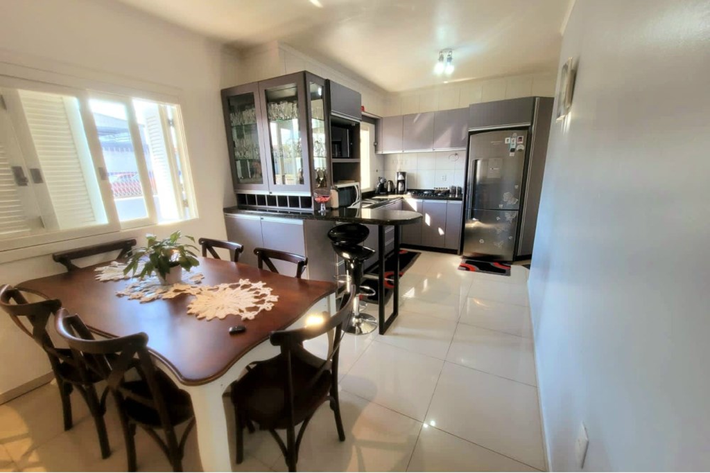 Casa à venda com 3 quartos, 131m² - Foto 18
