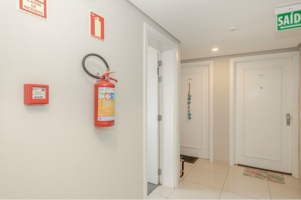Apartamento à venda com 3 quartos, 83m² - Foto 29