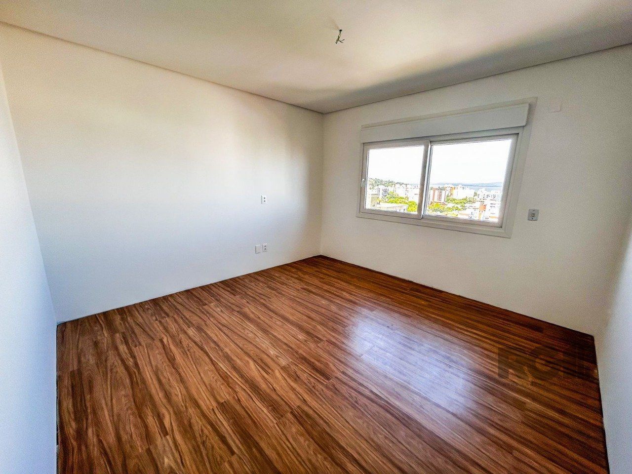 Apartamento à venda com 3 quartos, 143m² - Foto 13