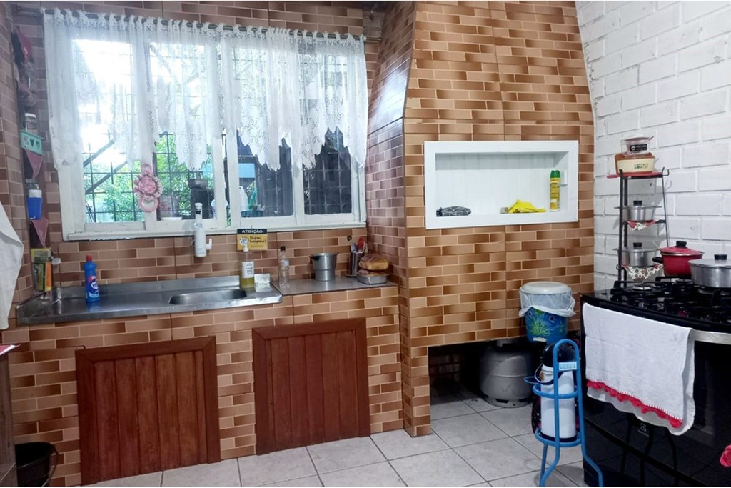 Casa à venda com 3 quartos, 179m² - Foto 11